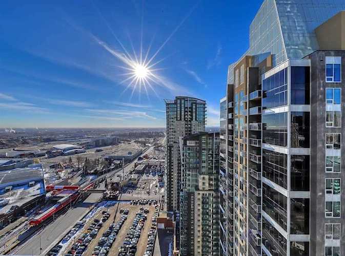 211 13 Ave SE #2708 Calgary, AB T2G 1E1