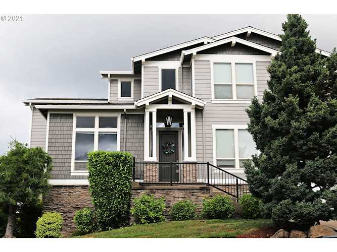 2551 W 1st St Washougal, WA 98671