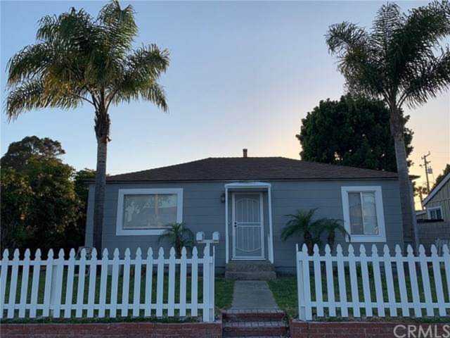 1107 Lake Street Huntington Beach, CA 92648