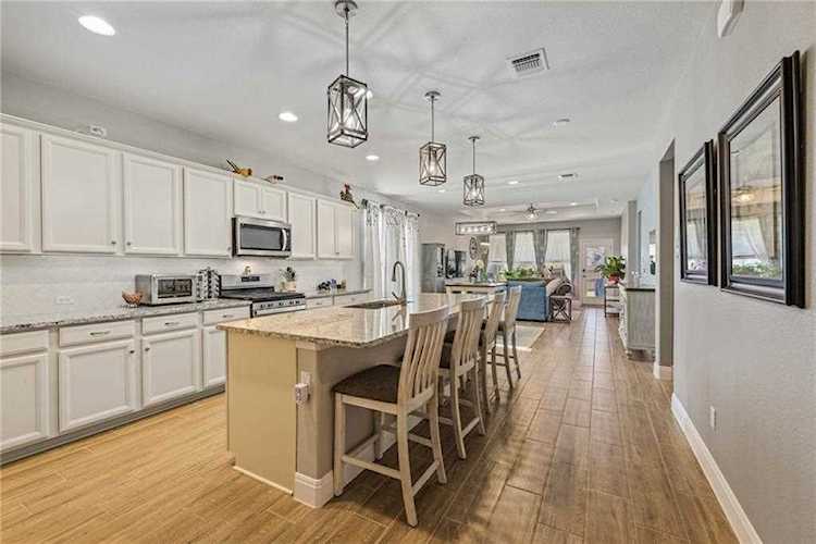 101 Eli Whitney WAY Hutto, TX 78634