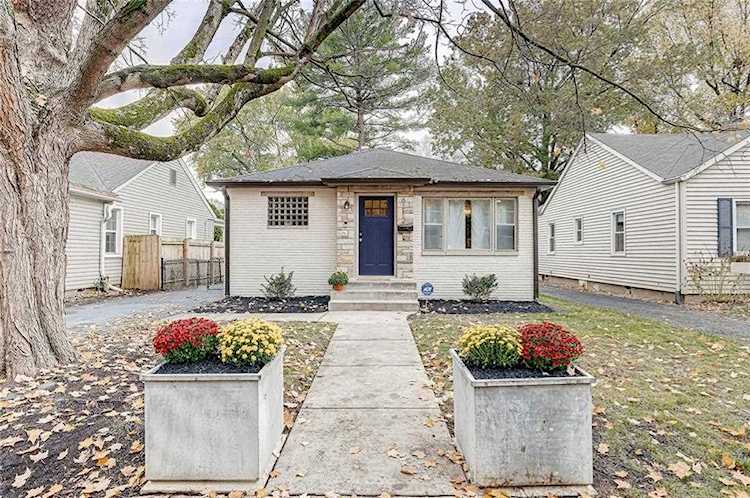 6112 Indianola Ave Indianapolis, IN 46220