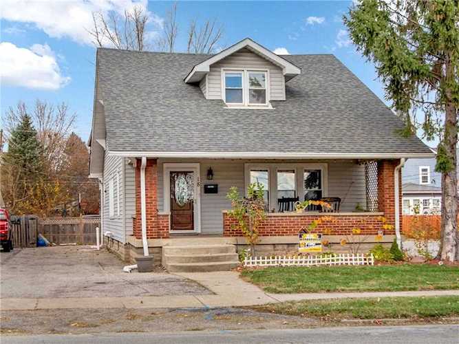 18 W High St Mooresville, IN 46151