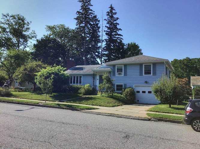 147 Birchcliff Parkway Burlington, VT 05401