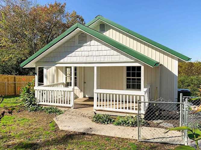 940 SE Johnson Boulevard Cleveland, TN 37311