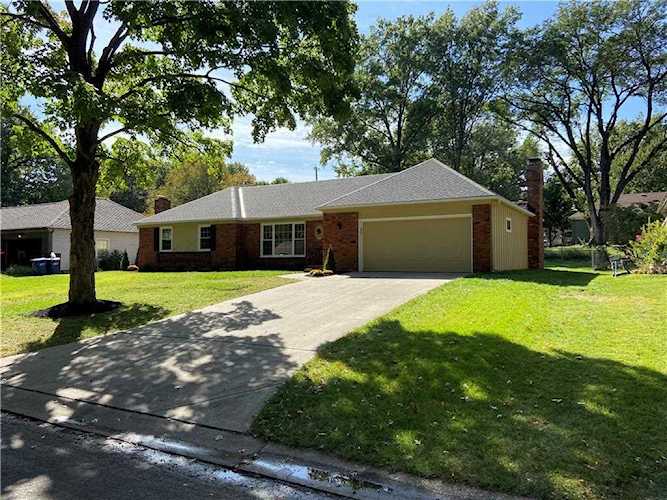 6408 Milhaven Dr Mission, KS 66202