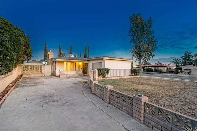 616 N Iris Court Ontario, CA 91762