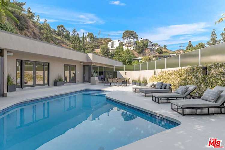 9271 Flicker Way Los Angeles, CA 90069