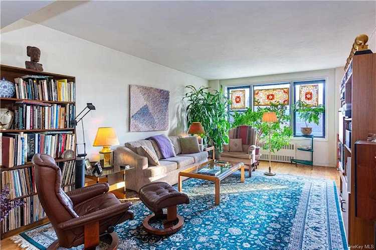 645 W 239th Street #6F Bronx, NY 10463
