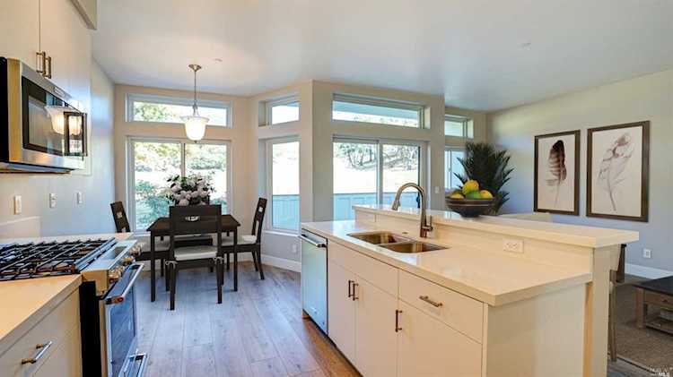 4670 Kilarney Circle Santa Rosa, CA 95403