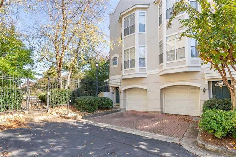 375 Highland Ave NE #401 Atlanta, GA 30312