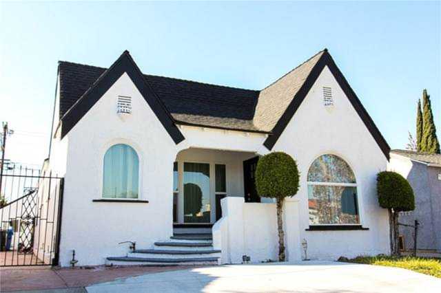 7515 Brighton Avenue Los Angeles, CA 90047