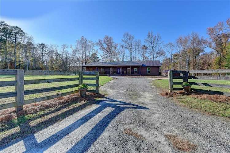 1567 Johnson Rd, Cumming, GA 30040 - Premier Atlanta Real Estate Photo 1