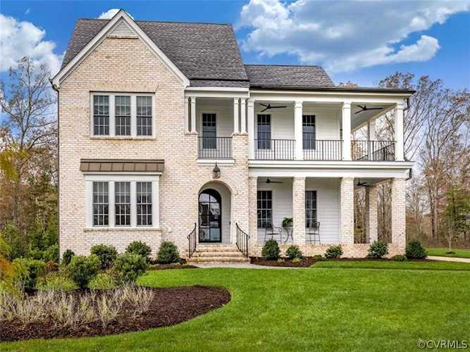 1712 Tulip Hill Dr Midlothian, VA 23112