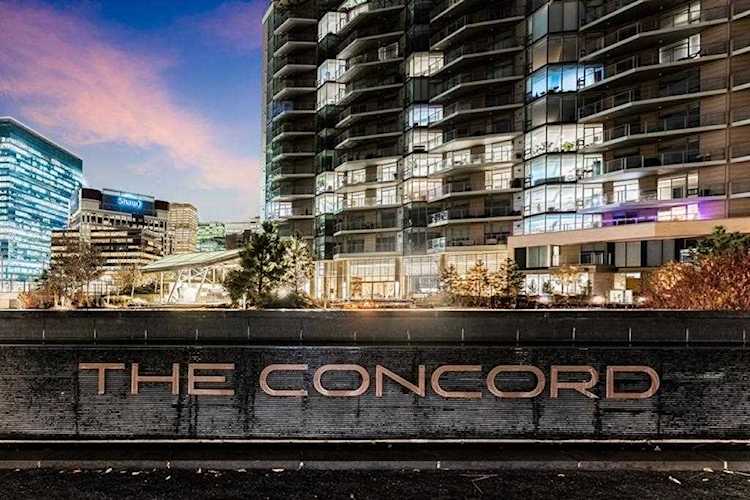 738 1 Ave SW #1005 Calgary, AB T2P 5G8