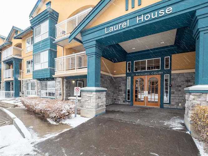 30 Richard Ct SW #129 Calgary, AB T3E 7N2