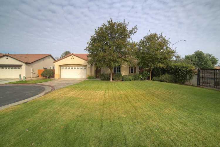 2442 E Marquise Court Fresno, CA 93720 | MLS 550947 Photo 1