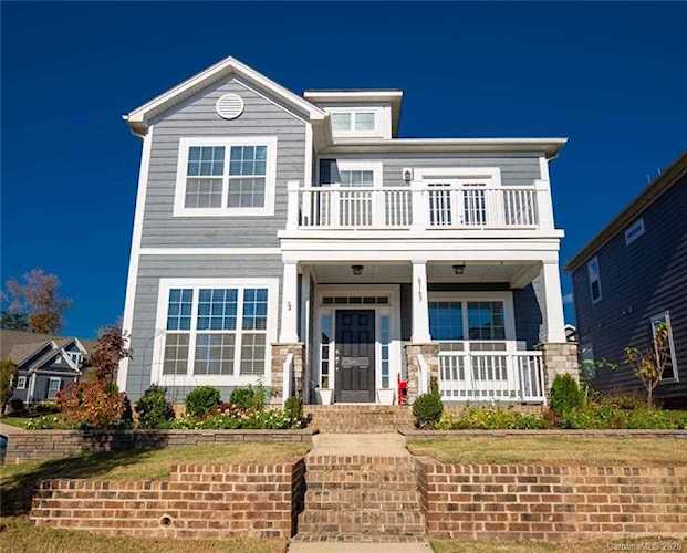 6163 Cloverdale Dr Tega Cay, SC 29708