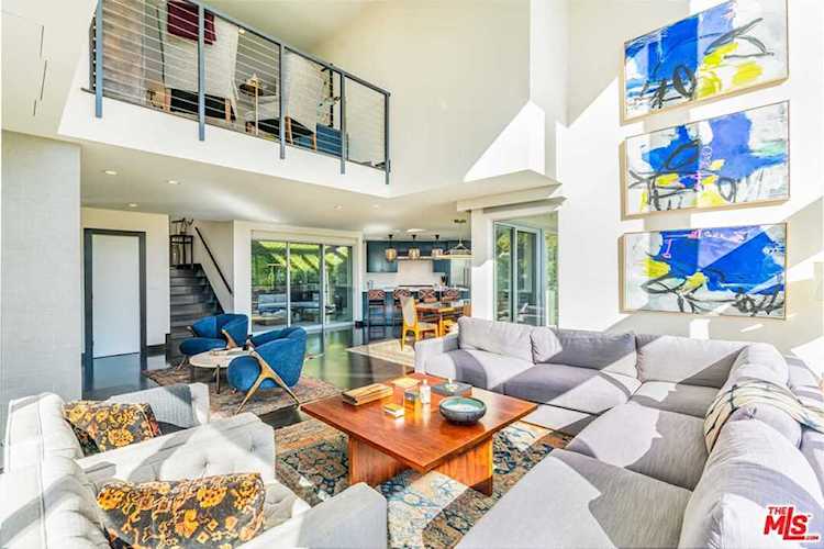 9260 Warbler Way Los Angeles, CA 90069