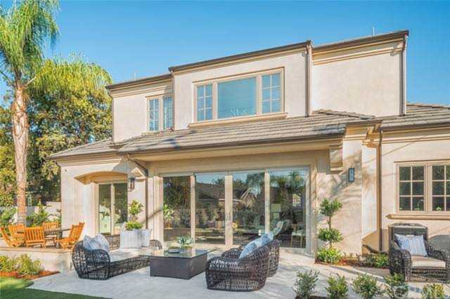 68 W Naomi Avenue Arcadia, CA 91007