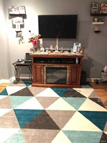 6035 Broadway #4G Bronx, NY 10471