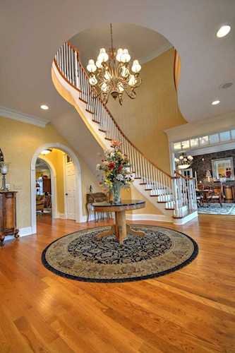 3022 Oak Hill Lane Versailles, KY 40383