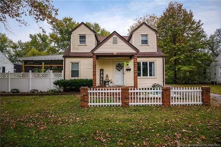 4702 Keifer Rd Louisville, KY 40216