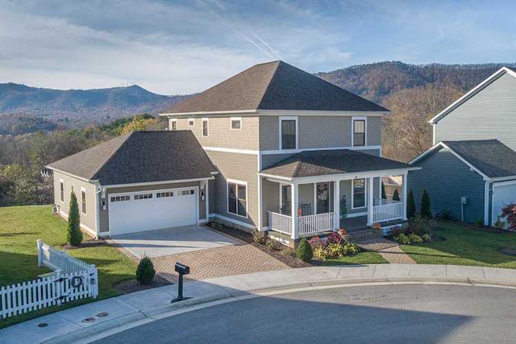 36 Silk Reed Daleville, VA 24083