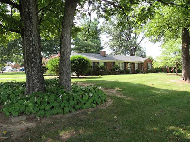 114 Wildwood Ln Louisville, KY 40223 | MLS 1568912 Photo 1