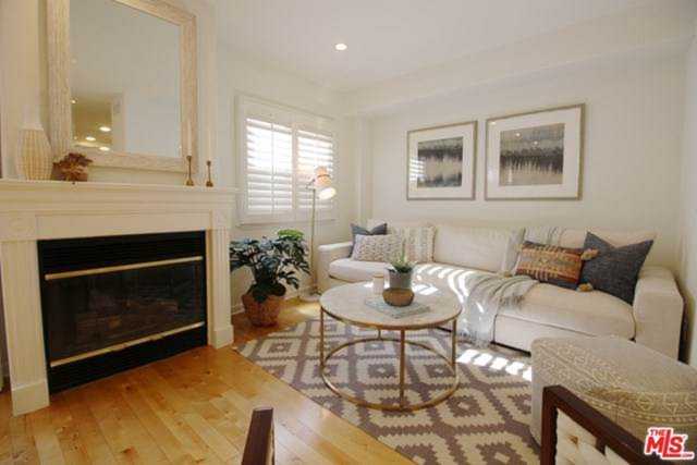 4312 Tujunga Avenue #5 Studio City, CA 91604