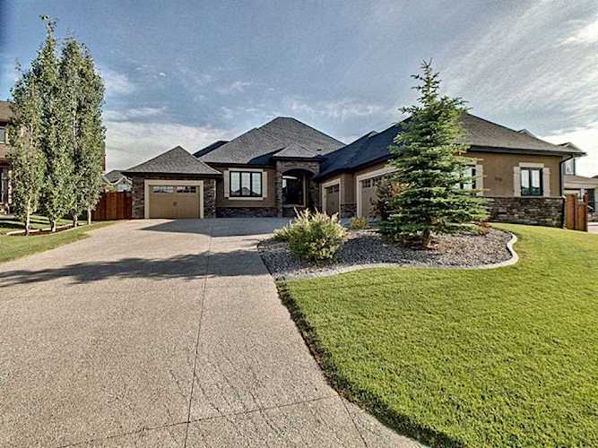 429 Silverado Ranch Manor SW Calgary, AB T2X 0V2
