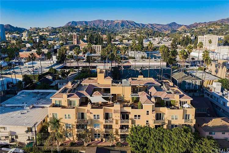 6038 Carlton Way #204 Hollywood, CA 90028