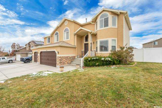 3671 S Soaring Eagle Ct Magna, UT 84044