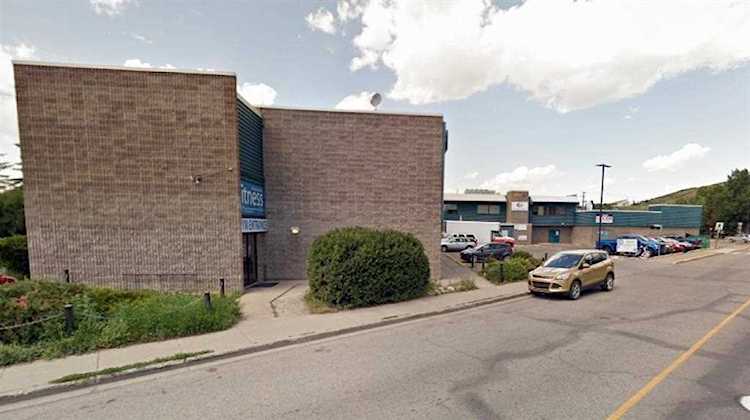 118 1 Street West #204 Cochrane, AB T4C 1Z3