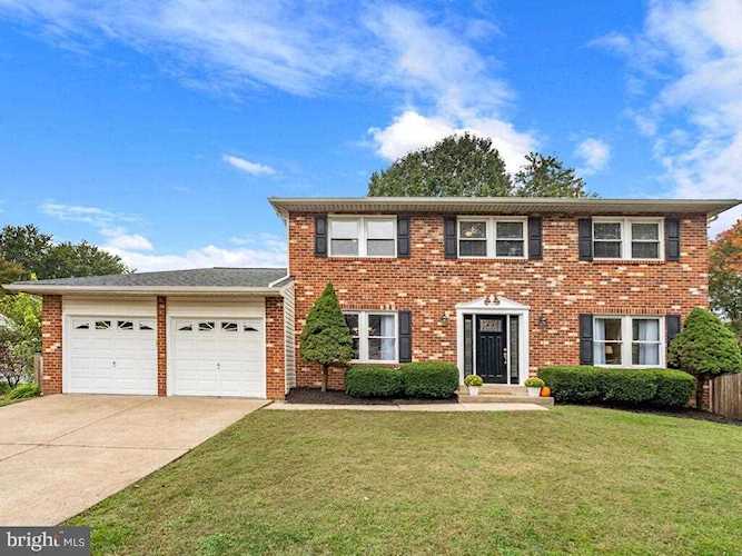 4054 Carbury Ct Chantilly, VA 20151