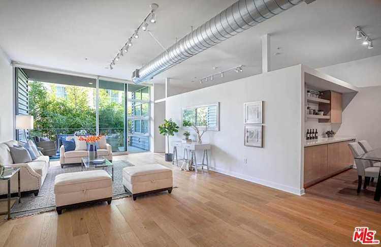 4080 Glencoe Avenue #215 Marina Del Rey, CA 90292