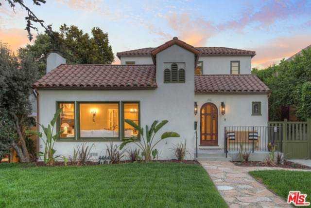 212 N Windsor Boulevard Los Angeles, CA 90004