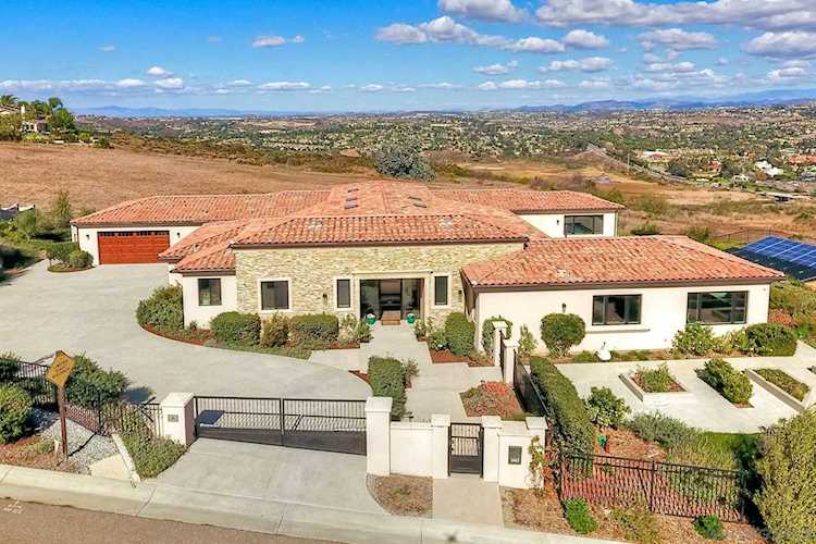 1442 Bella Azul Ct Encinitas, CA 92024