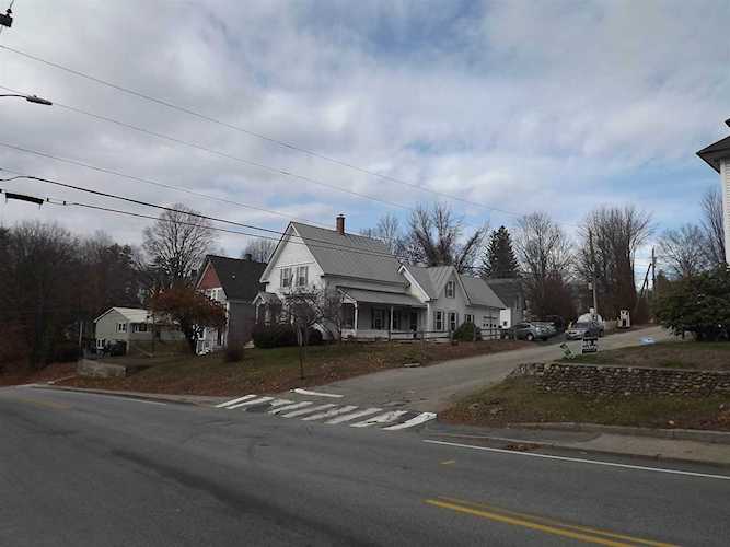 624 Central St Franklin, NH 03235