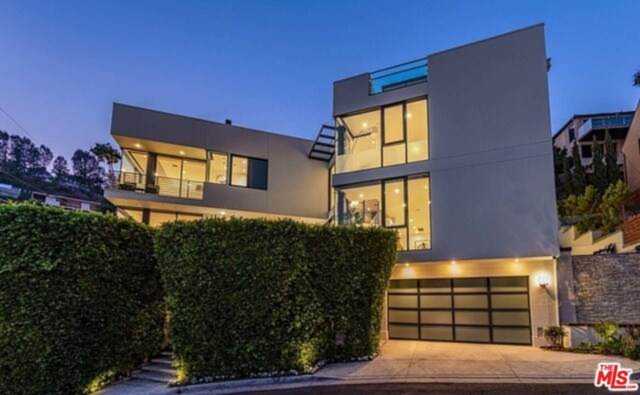 1614 Sunset Plaza Drive Los Angeles, CA 90069