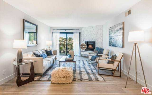8145 Redlands Street #304 Playa Del Rey, CA 90293