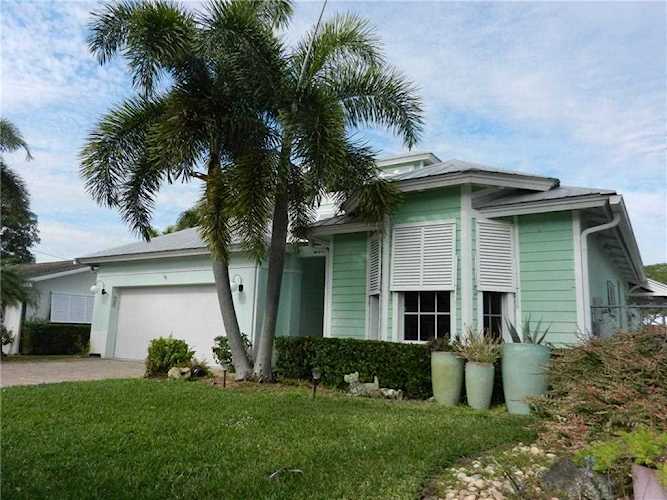 2759 Northside Dr Lake Worth, FL 33462