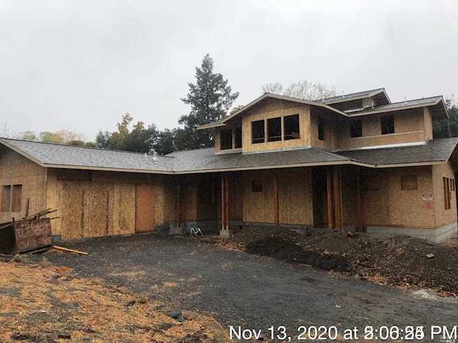 5 Nirvanah Place Santa Rosa, CA 95409