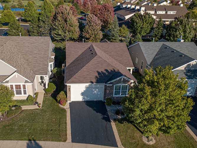 16015 Carillon Lakes Ct Crest Hill, IL 60403