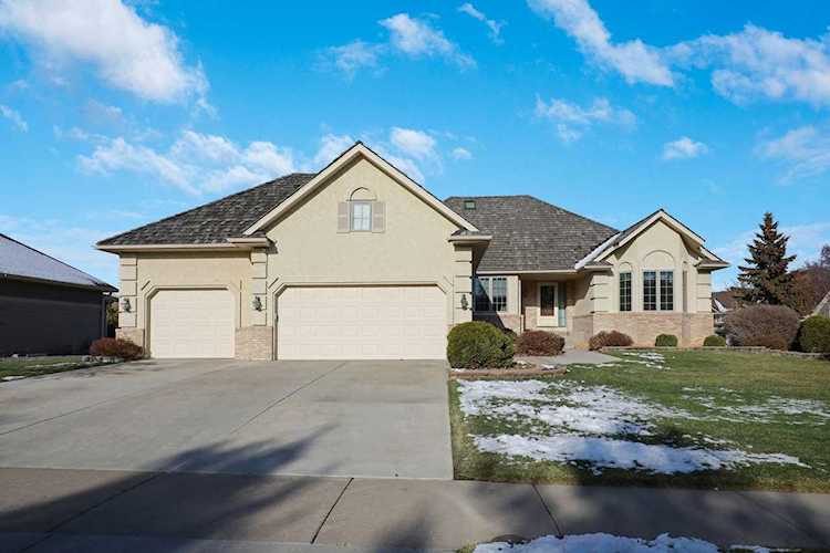 9087 Horizon Drive Shakopee, MN 55379