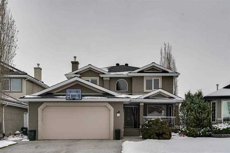 91 Mckenzie Lake View SE Calgary, AB T2Z 2T7