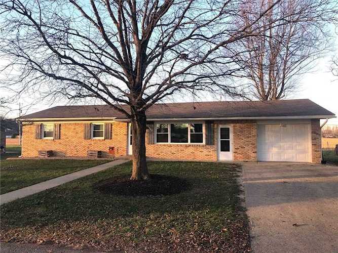 1840 Lynn Dr Martinsville, IN 46151