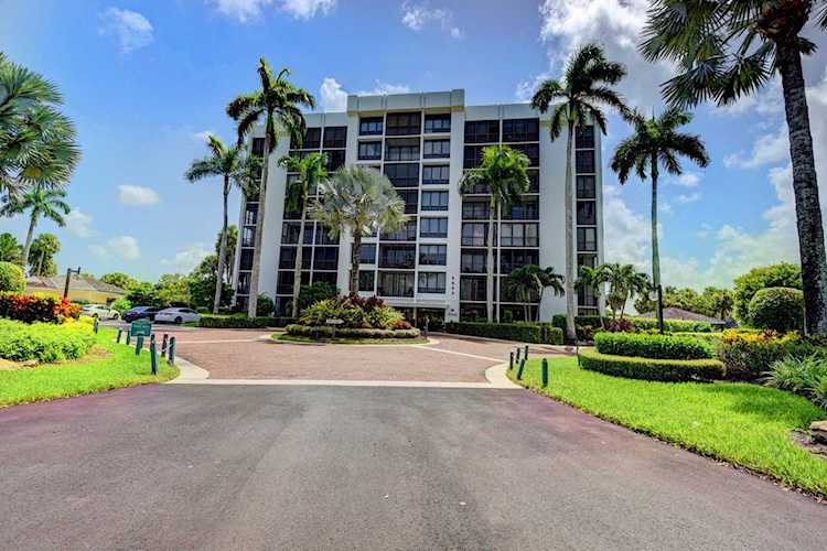 6895 Willow Wood Drive #1044 Boca Raton, FL 33434