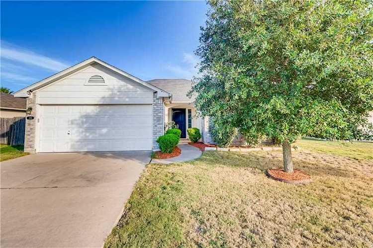 104 Musselman CT Hutto, TX 78634