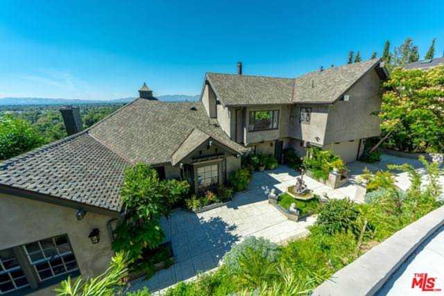 3772 Berry Drive Studio City, CA 91604