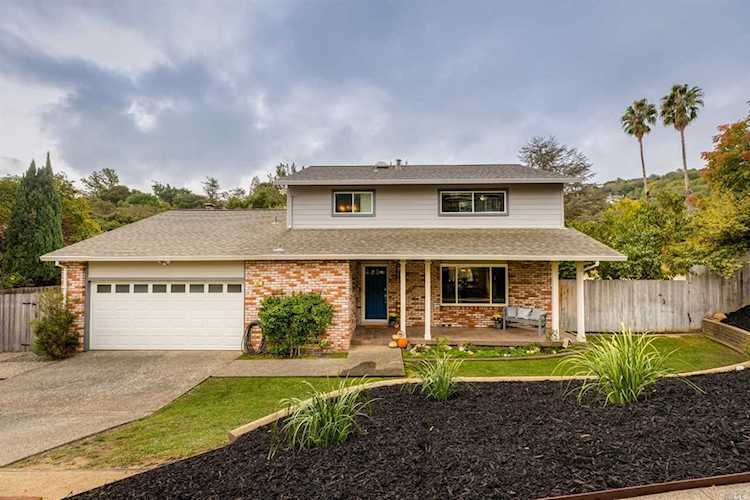21 Garner Drive Novato, CA 94947